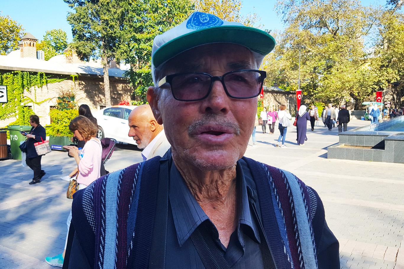 İLKHA 20 yıldır birbirini görmeyen baba ve kızını görüştürdü İLKHA 20 yıldır birbirini görmeyen baba ve kızını görüştürdü